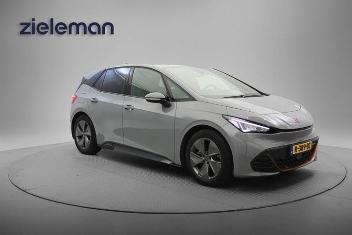 Cupra BORN Business 62 kWh - Carplay, Camera, Stoel/Stuur ve, Auto's, Cupra, Bedrijf, Born, ABS, Airbags, Alarm, Android Auto