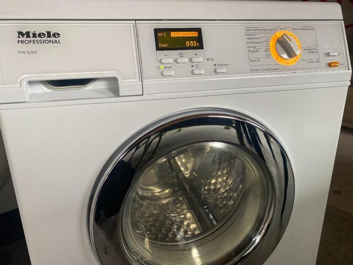 In nette staat Miele professionele wasmachine, Witgoed en Apparatuur, Wasmachines, Zo goed als nieuw, Voorlader, 6 tot 8 kg, 85 tot 90 cm