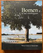 Bomen in het voorbijgaan, Ophalen of Verzenden, Zo goed als nieuw