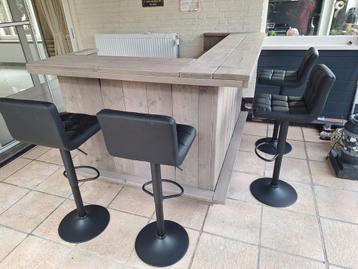 Borrel / tappas bar tuinbar steigerhout douglas buitenbar
 beschikbaar voor biedingen
