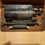 Antieke mechanische rekenmachine, Ophalen