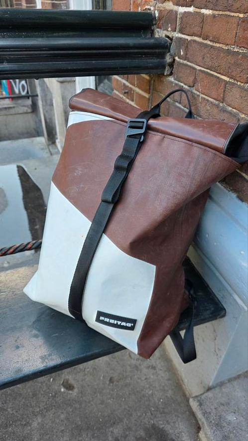 Freitag F155 Clapton Bruin/Zeldzaam Vrachtwagenzeil, Sieraden, Tassen en Uiterlijk, Tassen | Rugtassen, Zo goed als nieuw, 25 tot 40 cm