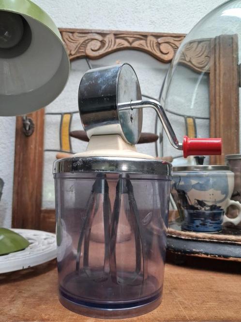 uit oma's keuken nostalgische brabantia handklopper / 1, Antiek en Kunst, Curiosa en Brocante, Ophalen of Verzenden