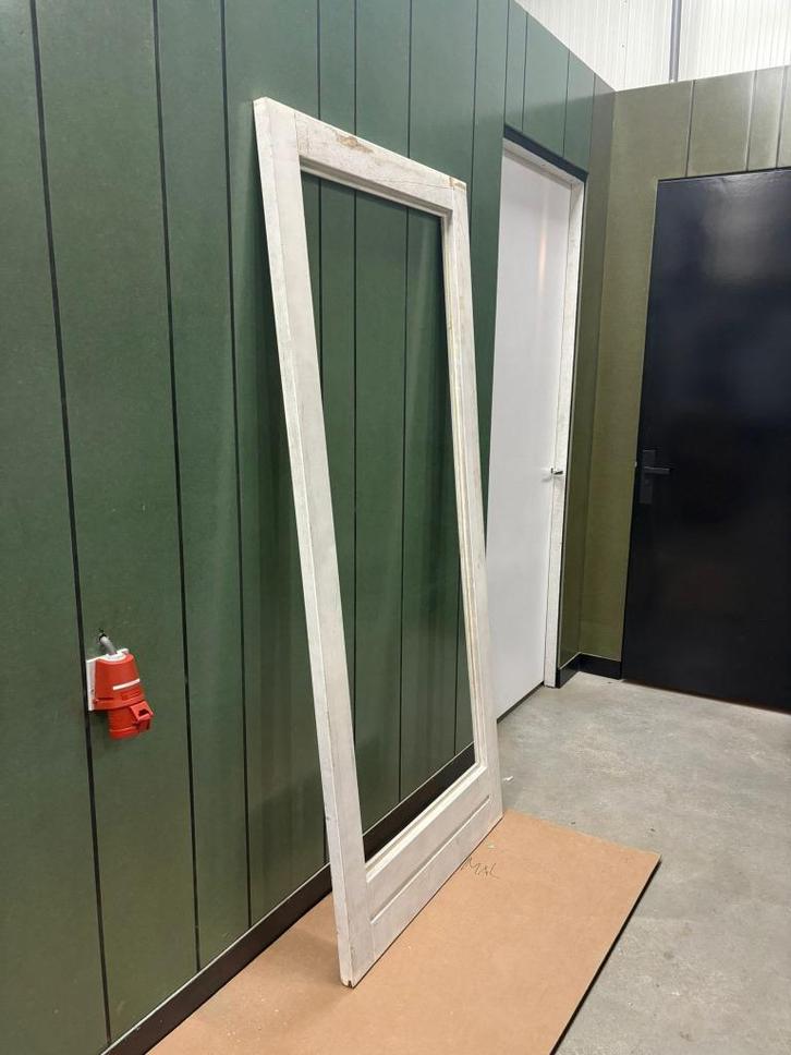 Hardhouten achterdeur | 2115x905 mm | Wit | Raamwerk, Doe-het-zelf en Verbouw, Deuren en Horren, Zo goed als nieuw, Buitendeur