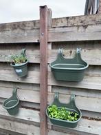 Hangende plantenpotten aan schutting, 4 stuks., Tuin en Terras, Ophalen, Kunststof, Minder dan 30 cm, Minder dan 60 cm