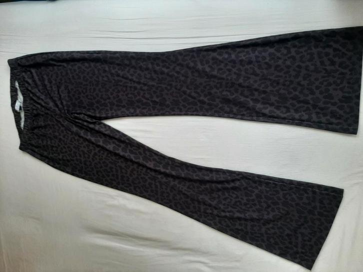 True Spirit broek met panterprint - Maat S, Kleding | Dames, Leggings, Maillots en Panty's, Zo goed als nieuw, Legging, Maat 36/38 (S)