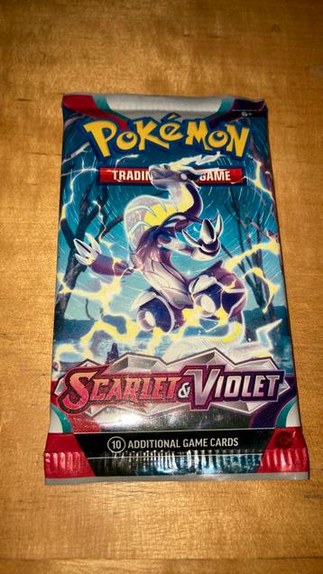 Scarlet & Violet booster pack beschikbaar voor biedingen