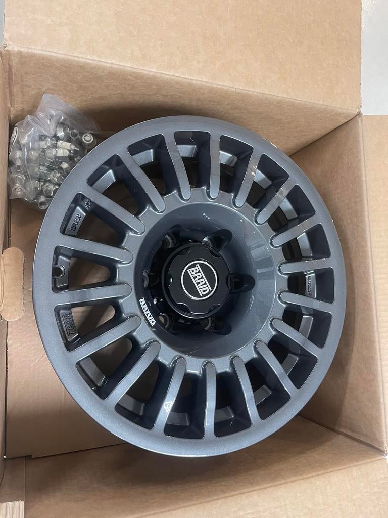 Braid Winrace T, Toyota Landcruiser, Auto-onderdelen, Ophalen of Verzenden, Nieuw, Zomerbanden, Banden en Velgen