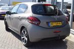 Peugeot 208 1.2 PureTech Première | Clima | Cruise | Pano |, Voorwielaandrijving, Gebruikt, Parkeersensor, Leder en Stof