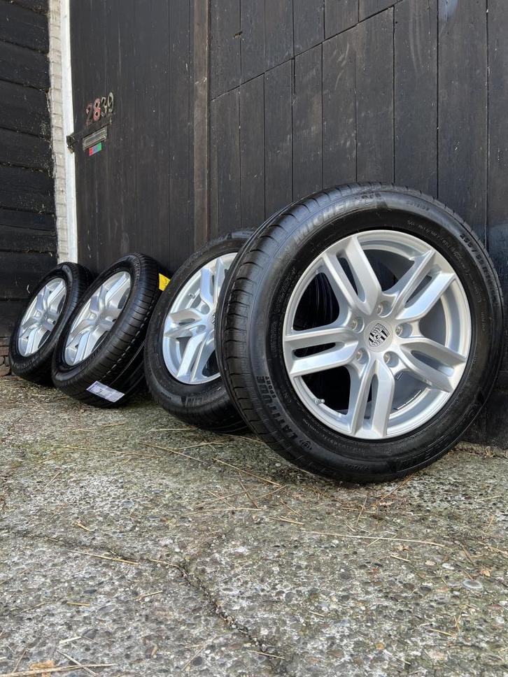 Originele Porsche Cayenne velgen 18” zomer set 5x130 7P5, Auto-onderdelen, Banden en Velgen, Banden en Velgen, Zomerbanden, 18 inch