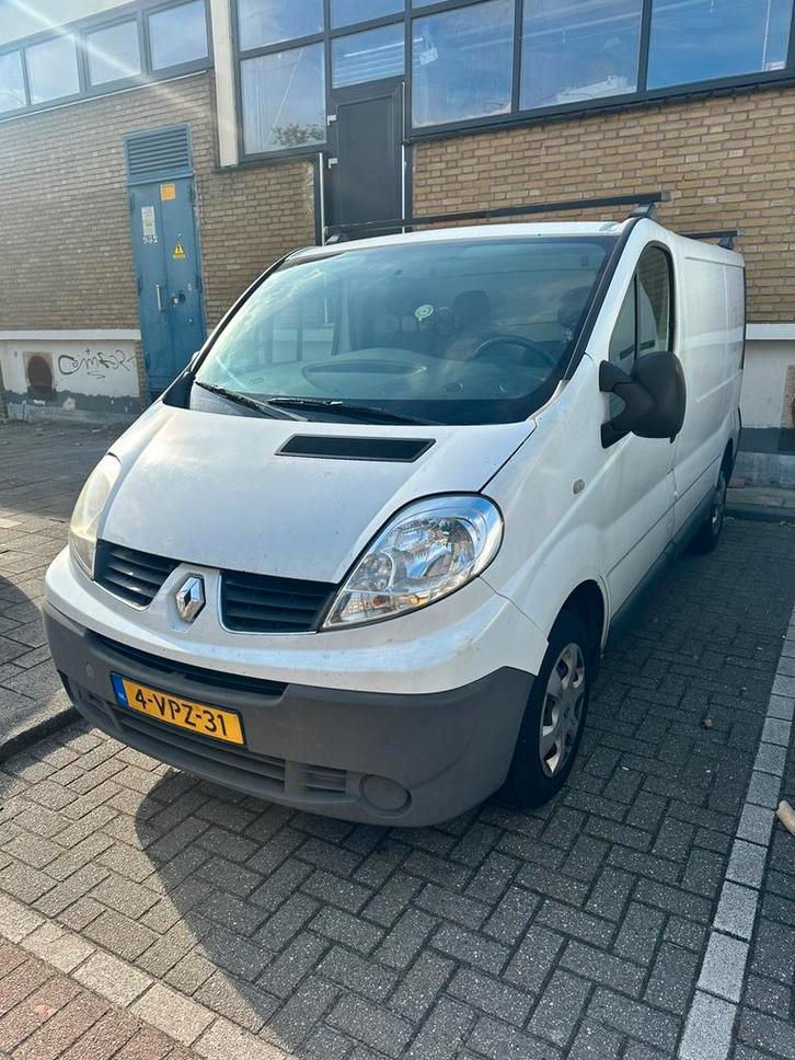Renault Trafic 2.0 dCi EURO 5 | NAP | Goede staat | L1H1 T27, Auto's, Bestelauto's, Particulier, ABS, Airbags, Bluetooth, Centrale vergrendeling