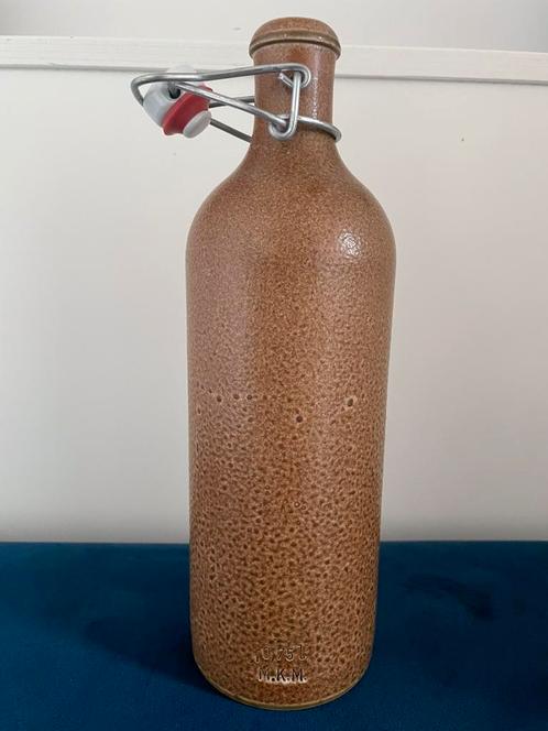 MKM Max Krüger | steengoed beugelfles 0.75l  | 1950-1999, Antiek en Kunst, Antiek | Keramiek en Aardewerk, Ophalen of Verzenden