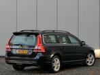 Volvo V70 T4 AUT Classic Edition Xenon / Afneembare trekhaak, Gebruikt, 1969 cc, Blauw, Lichtsensor