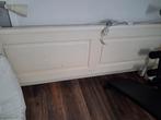 Twee persoons bed (gratis) + matras (150 euro), Ophalen, Gebruikt, Wit, Tweepersoons