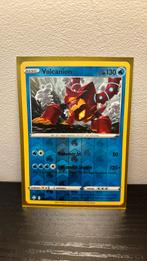 Volcanion 025/072 reverse holo pokemon kaart shining fates, Hobby en Vrije tijd, Verzamelkaartspellen | Pokémon, Ophalen of Verzenden