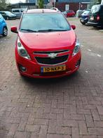 Chevrolet Spark 1.0 Bifuel 2010 Rood, Auto's, Chevrolet, Euro 5, 15 km/l, 4 cilinders, Origineel Nederlands