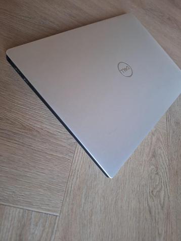 Dell XPS i7 met 1 TB ssdrive , 16 GB en 4k ! beschikbaar voor biedingen