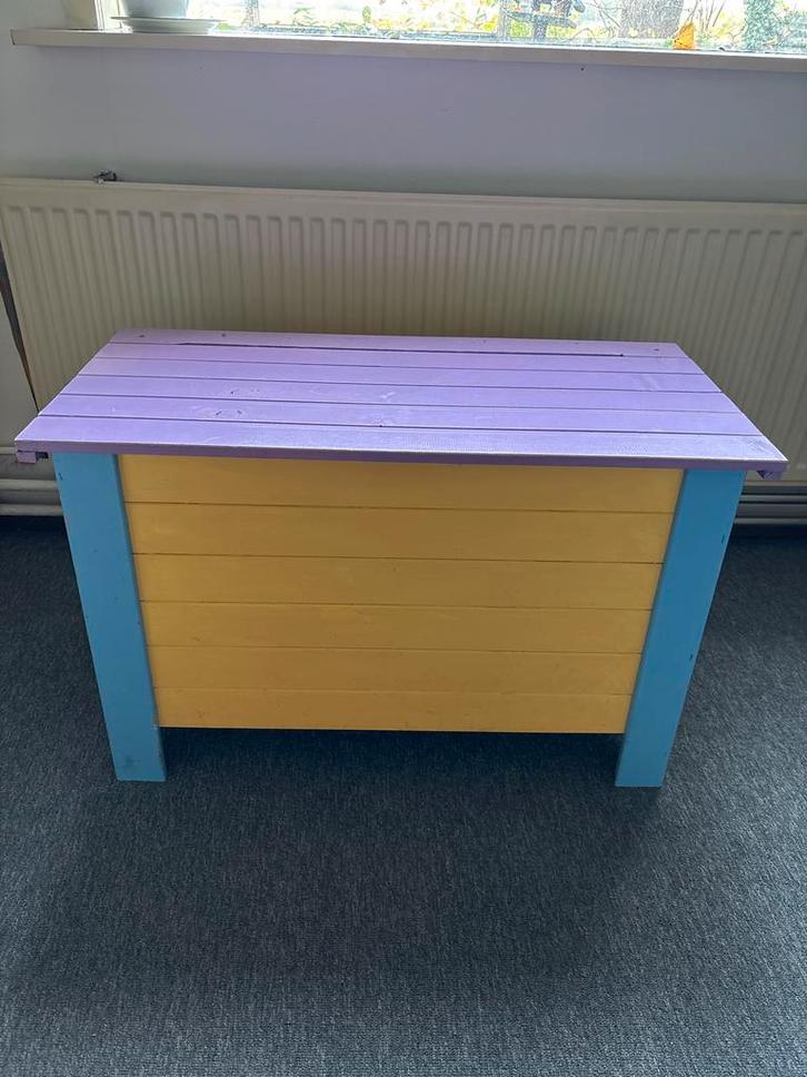 Kleurrijke Opbergkist / Speelgoedkist, Kinderen en Baby's, Kinderkamer | Commodes en Kasten, Gebruikt, Kast, Minder dan 90 cm