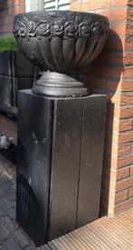 Houten zuil met stenen bloempot., Tuin en Terras, Ophalen, Gebruikt, Rond, Tuin
