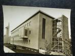 HILVERSUM voorgevel Vara studio  fotokaart, Ophalen of Verzenden, 1920 tot 1940, Noord-Holland