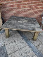 Gratis grote houten tuintafel vierkante tafel buiten 114x114, Gebruikt, Onb, Ophalen of Verzenden, Onb