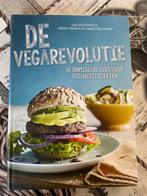 De Vegarevolutie - Veganistisch Kookboek, Voorgerechten en Soepen, Ophalen of Verzenden, Zo goed als nieuw, Gezond koken
