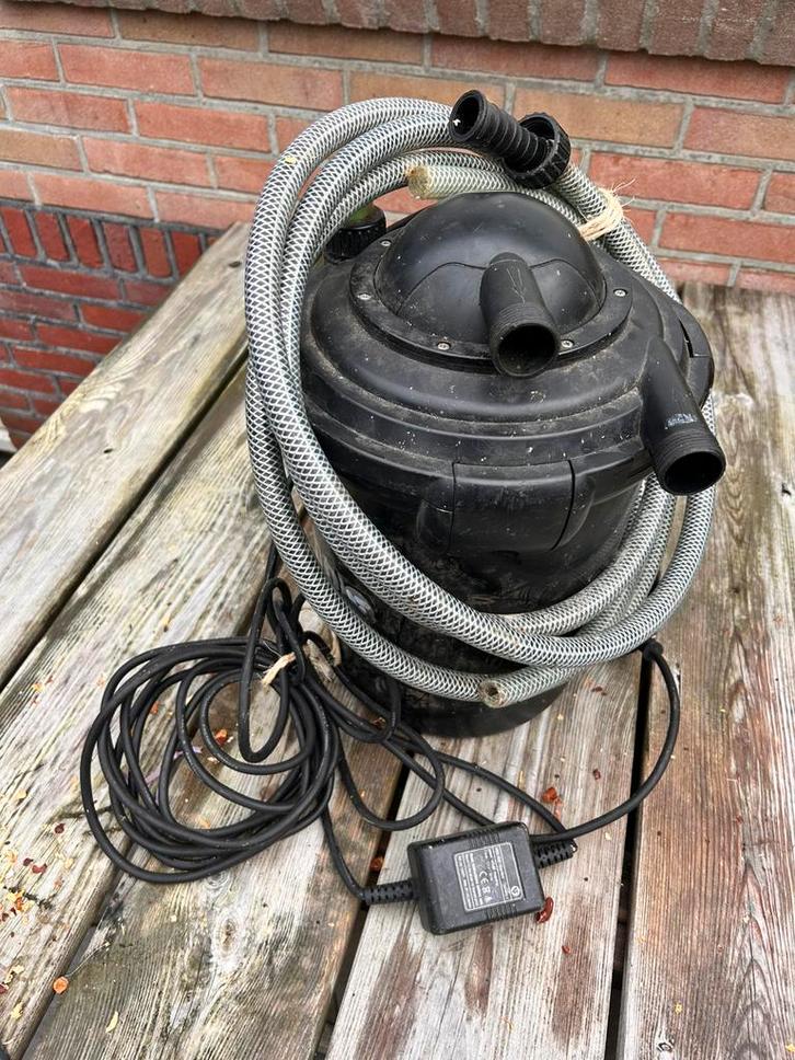 VELDA VEX 100 DrukVijverfilter met UV, Tuin en Terras, Vijver-toebehoren, Zo goed als nieuw, Vijverfilter, Ophalen