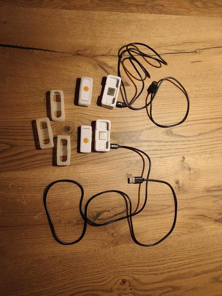 2 Weenect Katten Trackers + Abonnement, Telecommunicatie, Mobiele telefoons | Hoesjes en Frontjes | Apple iPhone, Gebruikt, Ophalen of Verzenden