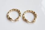 Twisted Meander Hoops | 14 Karaat Gouden Creolen, Ophalen of Verzenden, Zo goed als nieuw, Knopjes of Stekers, Goud