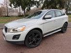 Volvo XC60 3.0 T6 AWD Momentum Automaat; 67-HRP-1, Auto's, Automaat, Gebruikt, 2953 cc, 2000 kg