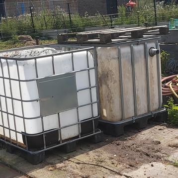 1 lbc container dicht beschikbaar voor biedingen