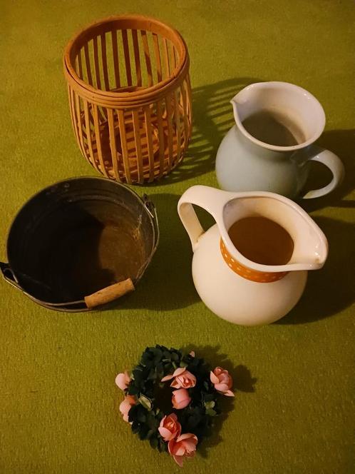 2 kannen aardewerk, emmer zink, 1x bamboe waxine licht, Huis en Inrichting, Keuken | Servies, Gebruikt, Overige typen, Overige stijlen
