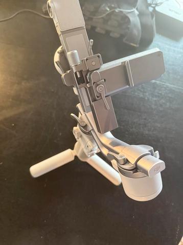 DJI RS4 Mini Creator Combo beschikbaar voor biedingen