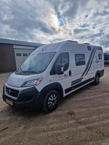 Zeer luxe buscamper Fiat Ducato