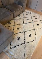 Varamin Vloerkleed Crème/Zwart Bloem 160x230 cm KARWEI, Huis en Inrichting, Stoffering | Tapijten en Kleden, Ophalen, Gebruikt