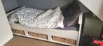 een persoonsbed, Huis en Inrichting, Slaapkamer | Bedden, Ophalen, Eenpersoons, Hout, 100 cm