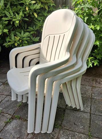  4 stevige stapelbare tuinstoelen Sieger Exclusiv palace beschikbaar voor biedingen