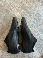 Adidas Voetbalschoenen maat 40, Ophalen, Gebruikt, Schoenen