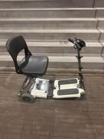 Mooie witte opvouwbare scootmobiel luggie, Diversen, Rolstoelen, Ophalen, Inklapbaar, Zo goed als nieuw, Elektrische rolstoel