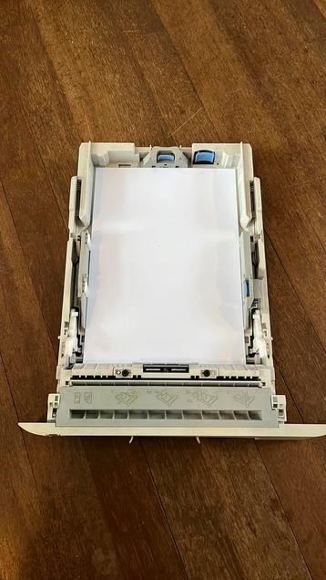 Papierbak voor HP 2605 .. laserprinter 2x beschikbaar voor biedingen