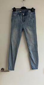Mooie spijkerbroek Florez maat 27, Kleding | Dames, Blauw, Ophalen of Verzenden, Zo goed als nieuw, W27 (confectie 34) of kleiner