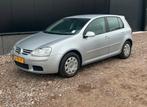 Volkswagen Golf 1.6 16V. Parkeersensoren,trekhaak, Voorwielaandrijving, 4 cilinders, 620 kg, Origineel Nederlands