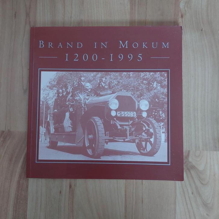 Brand in Mokum, 1200 - 1995, Boeken, Overige Boeken, Zo goed als nieuw, Ophalen of Verzenden