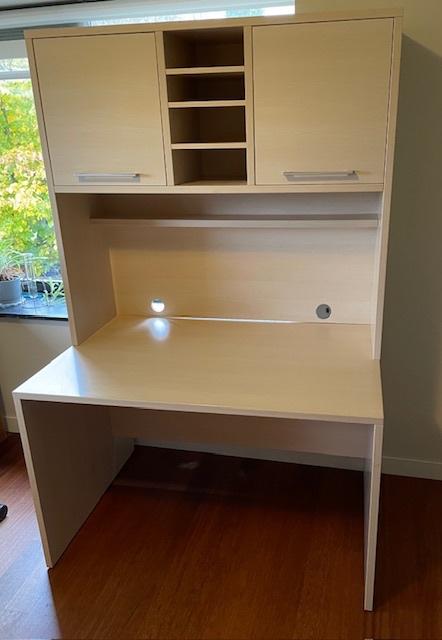 Bureau met bovenkast, Ophalen, Gebruikt