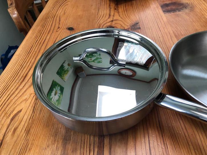 BK Pannenset (Hapjespan & Koekenpan) - 24cm, Zo Goed Als Nie, Huis en Inrichting, Keuken | Potten en Pannen, Zo goed als nieuw