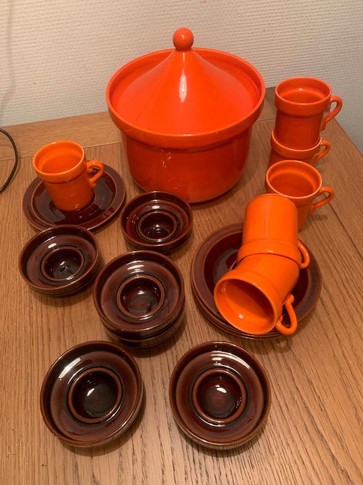 Oranje Huizen Holland stoofpot kopjes schotels eierdopjes, Huis en Inrichting, Keuken | Servies, Zo goed als nieuw, Kop(pen) en/of Schotel(s)