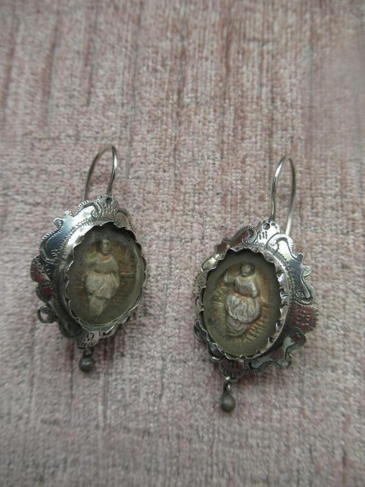 ANTIEKE ZILVEREN OORBELLEN verzenden mogelijk, Antiek en Kunst, Antiek | Kleding en Accessoires, Dames, Ophalen