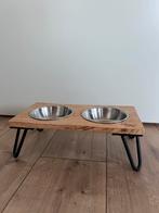 Voerbak voor de hond of kat Designed by Lotte hout/metaal, Ophalen, Zo goed als nieuw