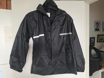 Regenjas maat s beschikbaar voor biedingen