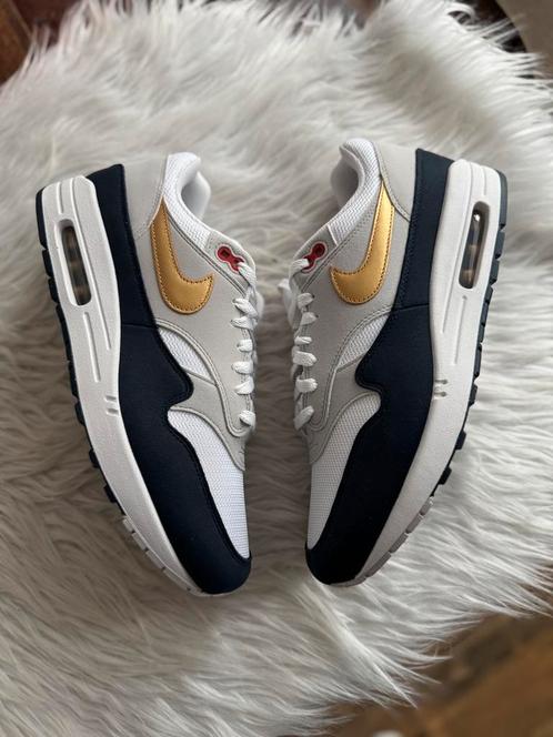 Nike Air Max 1 - goud blauw wit maat eu 46 airmax nieuw, Kleding | Heren, Schoenen, Nieuw, Sneakers of Gympen, Overige kleuren